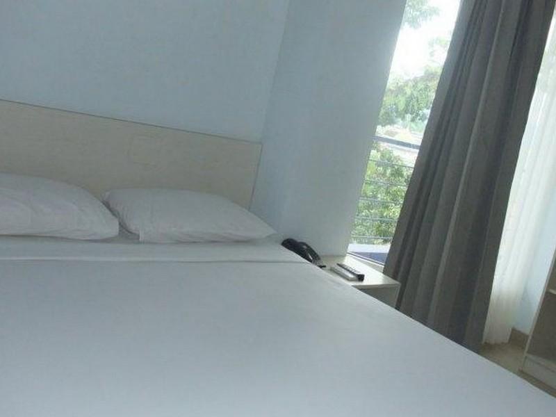 Hotel Metropolitan Inn Manado Eksteriør bilde