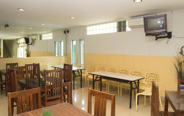 Hotel Metropolitan Inn Manado Eksteriør bilde